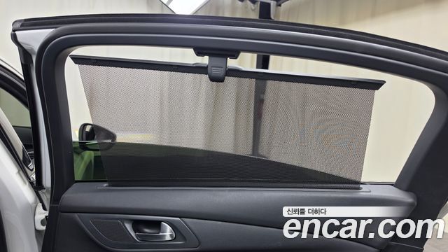 Peugeot 508 1.6 e-HDi Active First Generation 2015 — фото 18