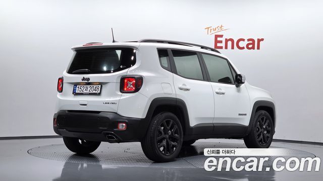 Jeep Renegade 1.3 Limited 2022 — фото 2