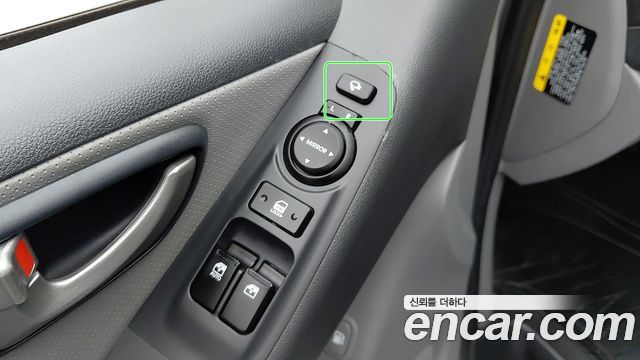 Hyundai Grand Starex Van 3-Seater Smart 2021 — фото 15