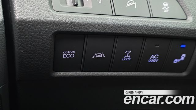 Hyundai Maxcruise Diesel(e-VGT) 2.2 4WD Exclusive Special 2015 — фото 28