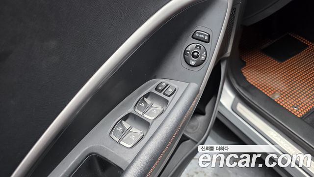 Hyundai Maxcruise Diesel(e-VGT) 2.2 4WD Exclusive Special 2015 — фото 35