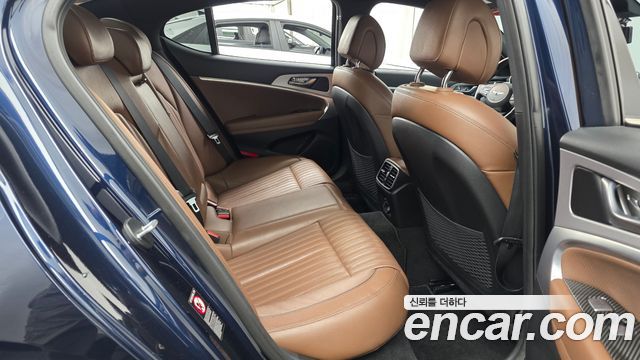 Genesis G70 2.0T Supreme 2018 — фото 11