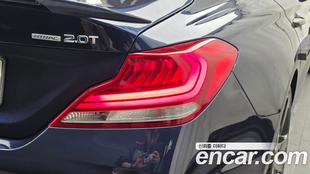 Genesis G70 2.0T Supreme 2018 — фото 23