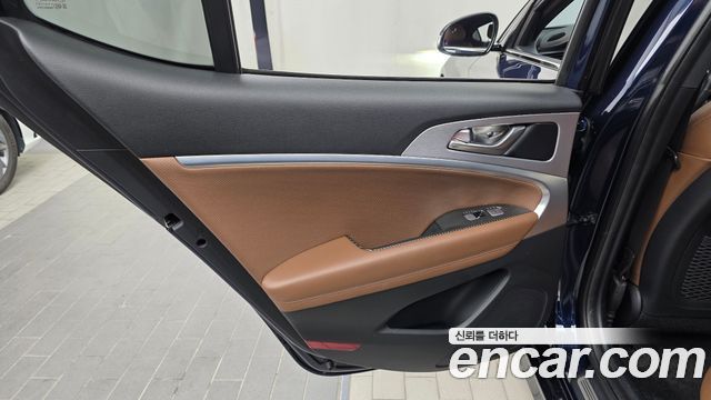 Genesis G70 2.0T Supreme 2018 — фото 25
