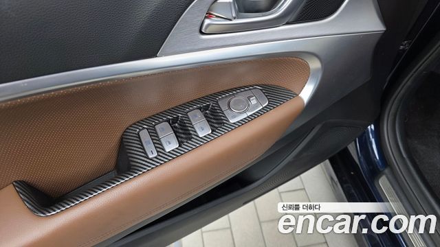 Genesis G70 2.0T Supreme 2018 — фото 29