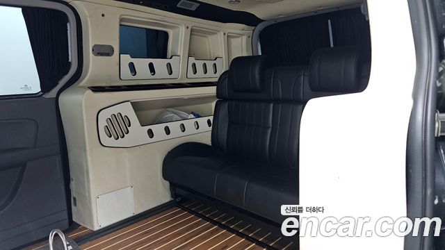 Hyundai Grand Starex Camping car 2018 — фото 15