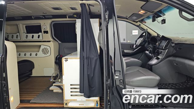 Hyundai Grand Starex Camping car 2018 — фото 16