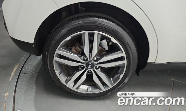 Kia Soul 1.6 GDi Noblesse 2017 — фото 5