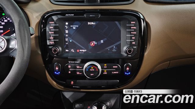 Kia Soul 1.6 GDi Noblesse 2017 — фото 13