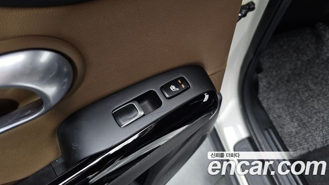 Kia Soul 1.6 GDi Noblesse 2017 — фото 29