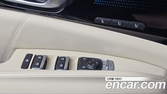 Kia Carnival (IV) Gasoline 7-Seater Hi Limousine Signature 2025 — фото 12