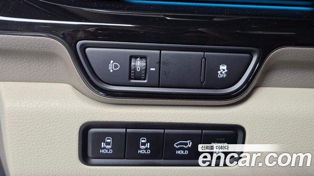 Kia Carnival (IV) Gasoline 7-Seater Hi Limousine Signature 2025 — фото 13