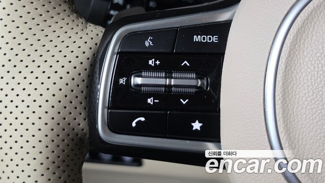 Kia Carnival (IV) Gasoline 7-Seater Hi Limousine Signature 2025 — фото 15
