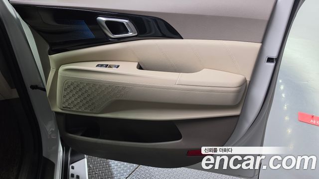 Kia Carnival (IV) Gasoline 7-Seater Hi Limousine Signature 2025 — фото 25