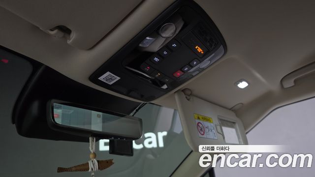 Kia Carnival (IV) Gasoline 7-Seater Hi Limousine Signature 2025 — фото 27