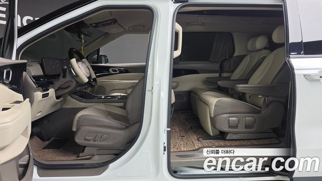 Kia Carnival (IV) Gasoline 7-Seater Hi Limousine Signature 2025 — фото 29