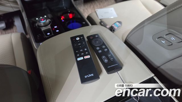 Kia Carnival (IV) Gasoline 7-Seater Hi Limousine Signature 2025 — фото 32