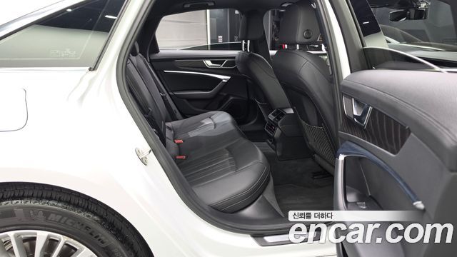 Audi A6 (C8) 40 TDI Quattro Premium 2020 — фото 12