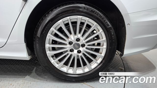 Audi A6 (C8) 40 TDI Quattro Premium 2020 — фото 21