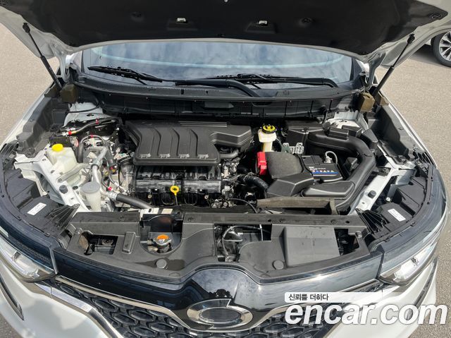 Renault Korea QM6 2.0 LPe LE Signature 2WD 2022 — фото 6