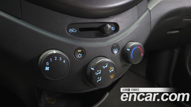 Chevrolet Spark LS Star 2012 — фото 18