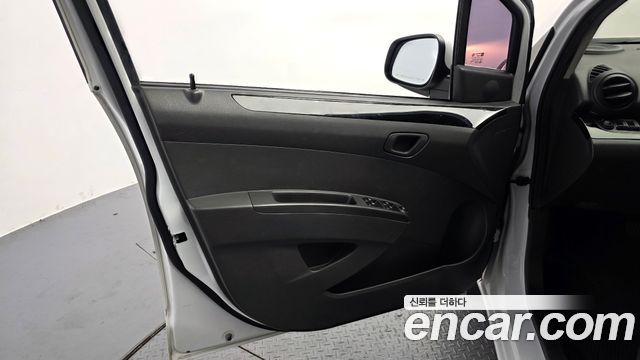 Chevrolet Spark LS Star 2012 — фото 24