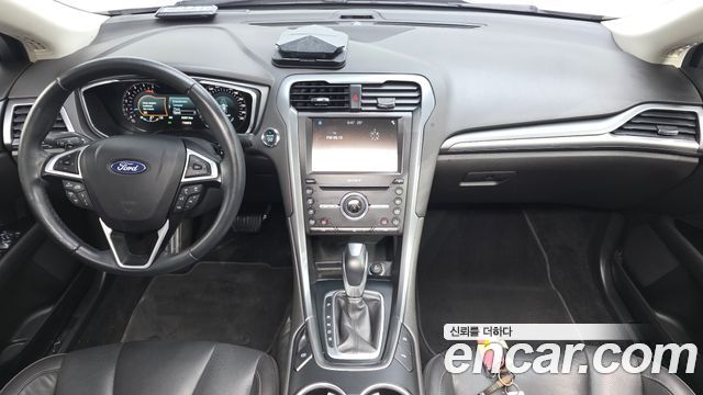 Ford Mondeo (IV) 2.0 Titanium 2017 — фото 7
