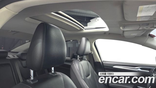 Ford Mondeo (IV) 2.0 Titanium 2017 — фото 18
