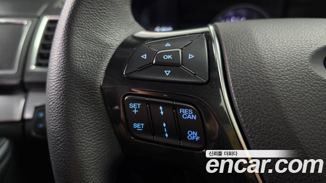 Ford Explorer 2.3 Limited 4WD 5th 2018 — фото 16