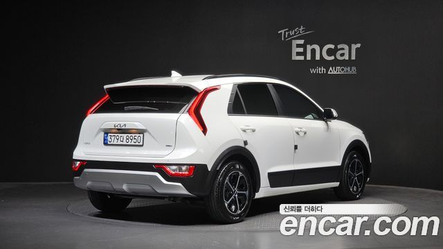 Kia Niro Prestige 2025 — фото 2