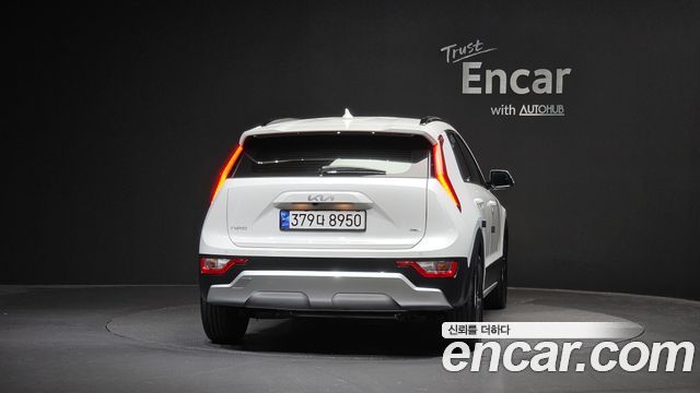 Kia Niro Prestige 2025 — фото 4