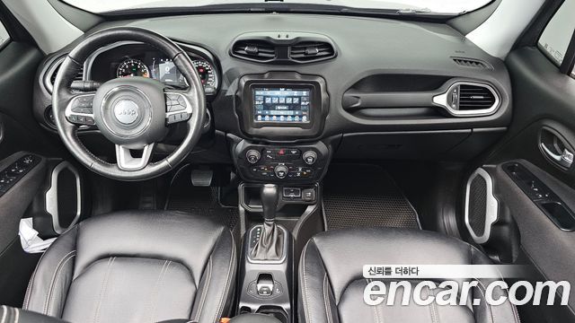 Jeep Renegade 2.4 Longitude 2018 — фото 7