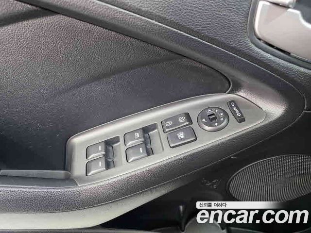 Kia K3 Trendy 2015 — фото 18