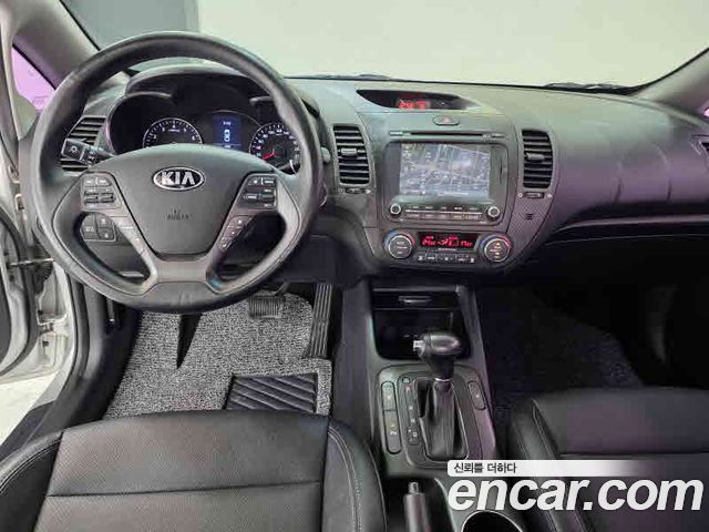 Kia K3 Trendy 2015 — фото 21
