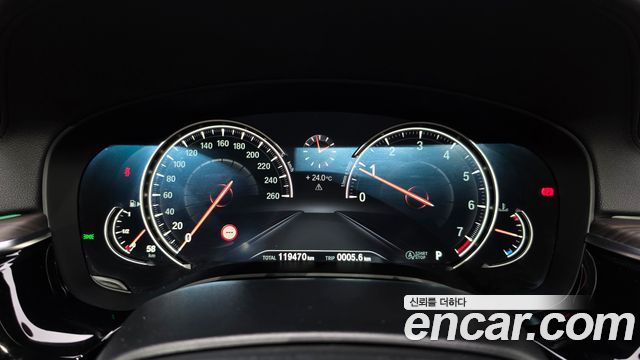 BMW 5 Series (G30) 530i M Sport Package Plus 2018 — фото 8