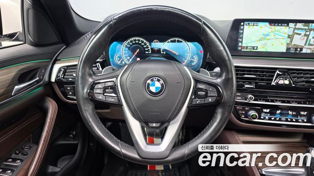 BMW 5 Series (G30) 530i M Sport Package Plus 2018 — фото 13