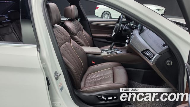 BMW 5 Series (G30) 530i M Sport Package Plus 2018 — фото 26