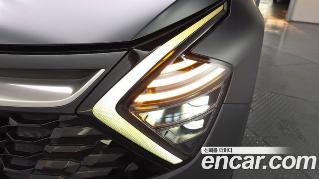Kia Sportage (V) Gasoline 1.6 Turbo 2WD Signature 2023 — фото 22
