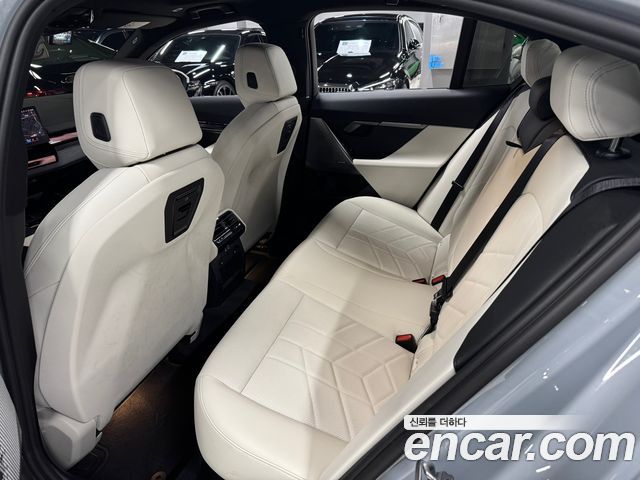 BMW 5 Series (G60) 523d xDrive M Sport 2026 — фото 4