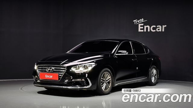 Hyundai Grandeur (IG) 3.0 LPi Modern Basic (Rental Car)