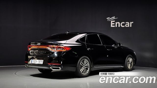Hyundai Grandeur (IG) 3.0 LPi Modern Basic (Rental Car) 2017 — фото 2