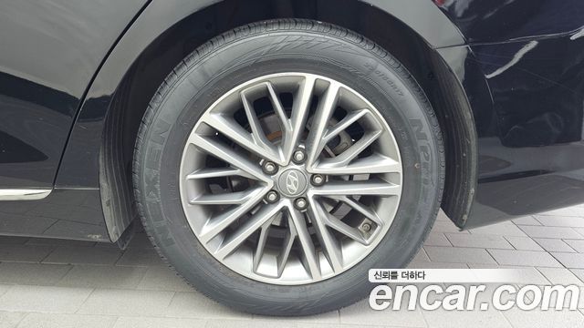 Hyundai Grandeur (IG) 3.0 LPi Modern Basic (Rental Car) 2017 — фото 5