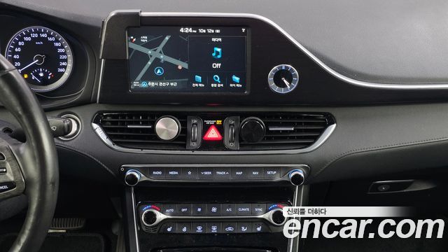 Hyundai Grandeur (IG) 3.0 LPi Modern Basic (Rental Car) 2017 — фото 13