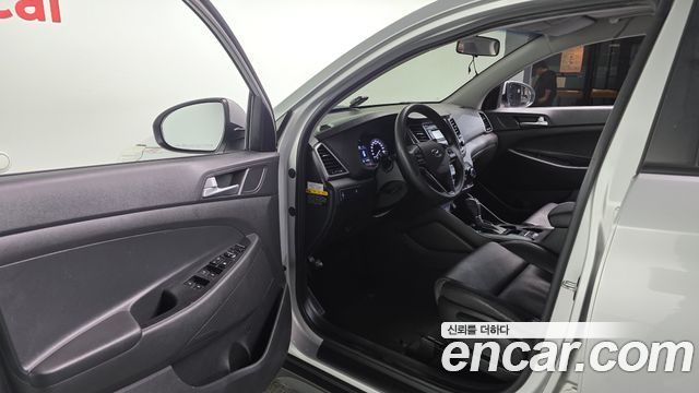 Hyundai Tucson Diesel 1.7 2WD Style 2016 — фото 10