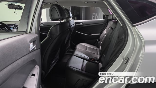 Hyundai Tucson Diesel 1.7 2WD Style 2016 — фото 11