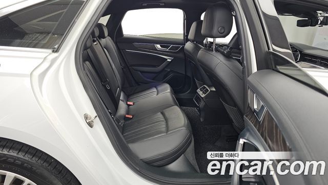 Audi A6 (C8) 45 TFSI Quattro Premium 2020 — фото 16