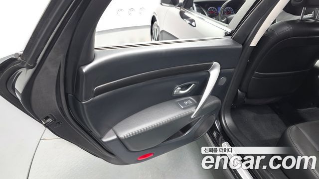 Renault Korea SM7 Nova LPLI 2.0 LPe Disabled 2017 — фото 25