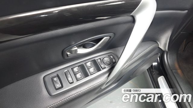 Renault Korea SM7 Nova LPLI 2.0 LPe Disabled 2017 — фото 29