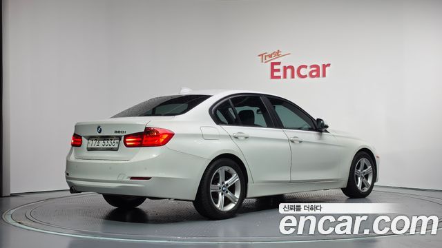 BMW 3 Series (F30) 320i 2014 — фото 2