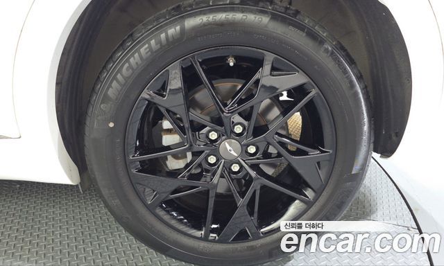 Genesis GV70 2.5T Gasoline 2WD 2021 — фото 21